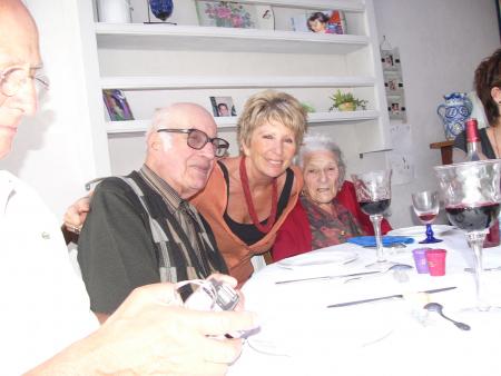 La mamie, l'arriere grand mere et grand pere