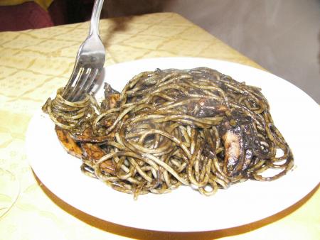 spaghettis a l encre de seiche